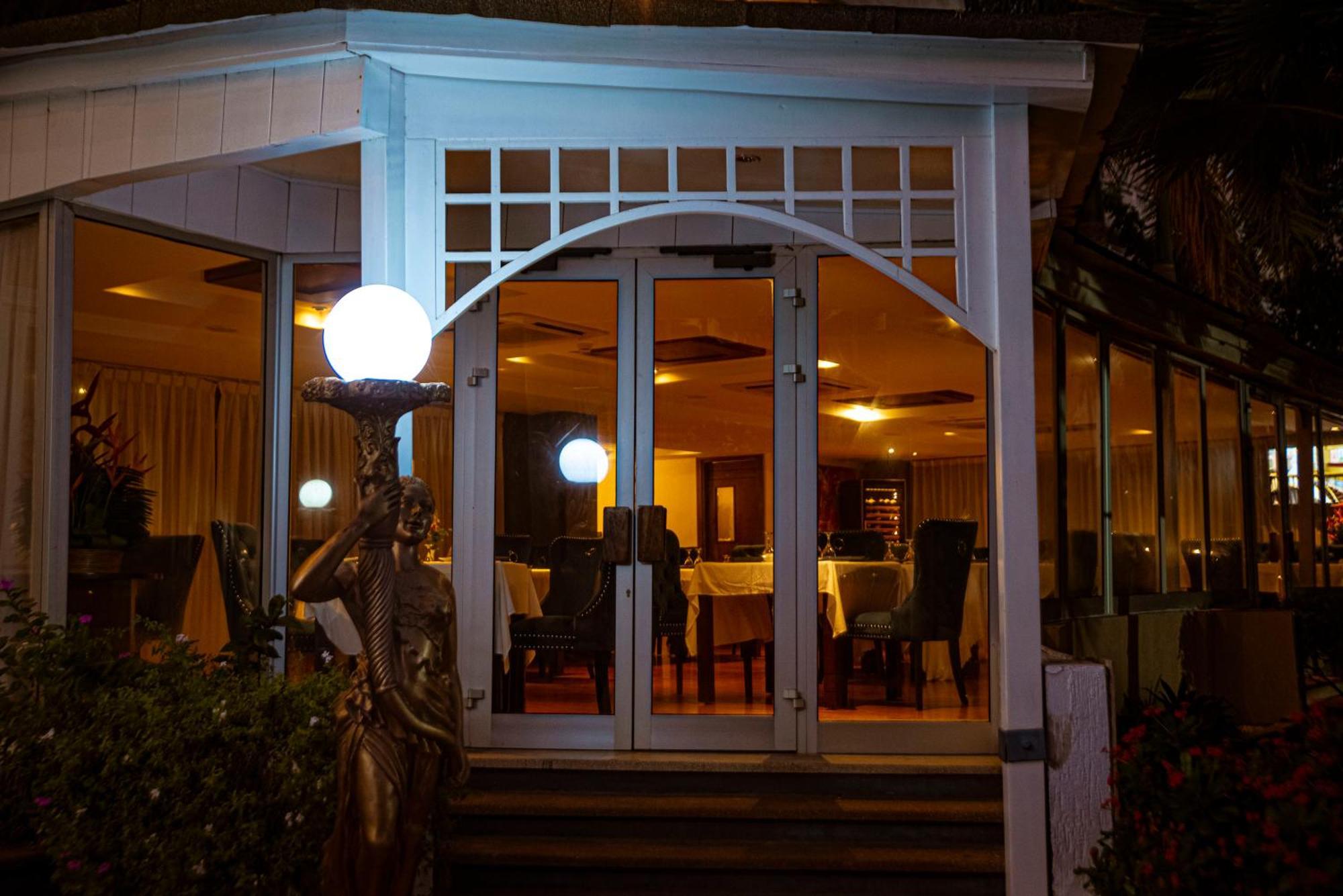 Hotel Sarakawa Lomé Eksteriør billede