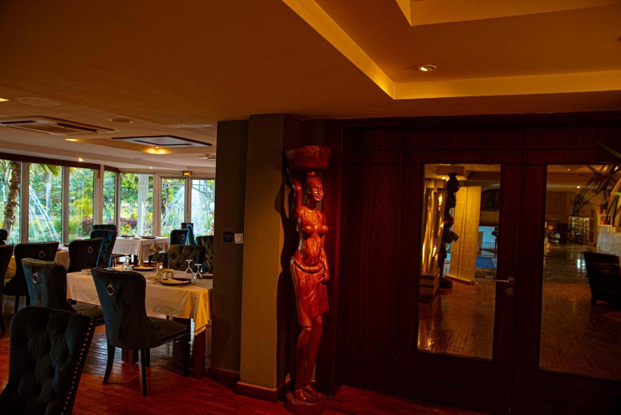 Hotel Sarakawa Lomé Eksteriør billede